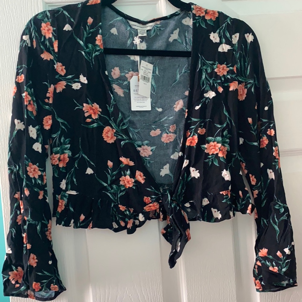 BRAND NEW AMERICAN EAGLE TOP